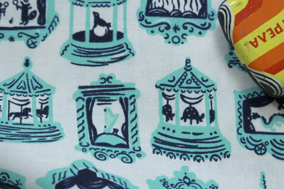 Jip小さなメリーゴーランド ブルー